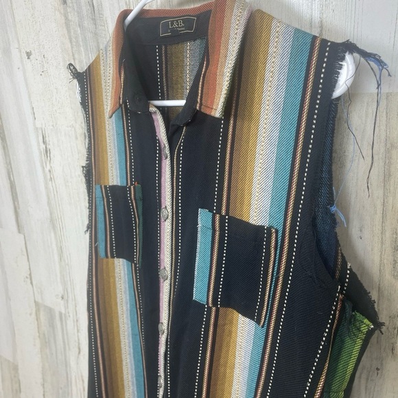 L & B Lucky & Blessed Serape Button Up size M Lace Up Western Rodeo - Picture 6 of 13